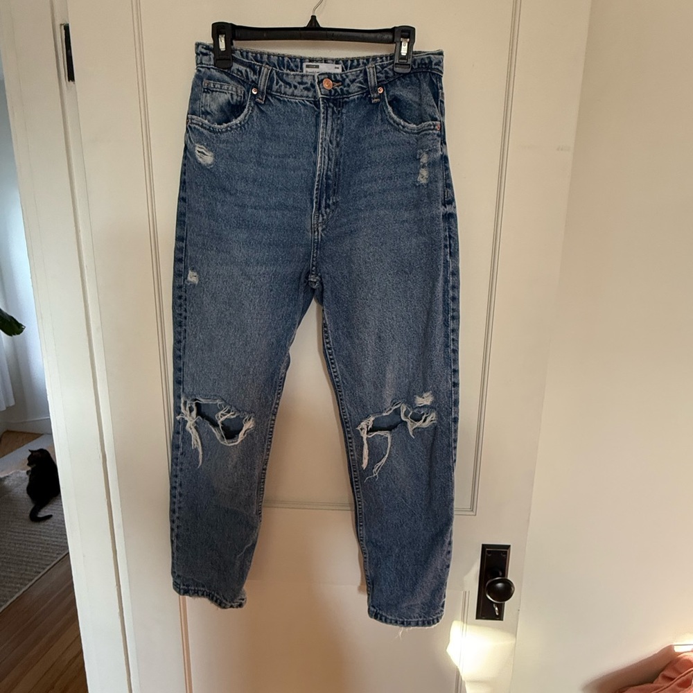 Bershka Distressed Blue High-Waist Mom Jeans